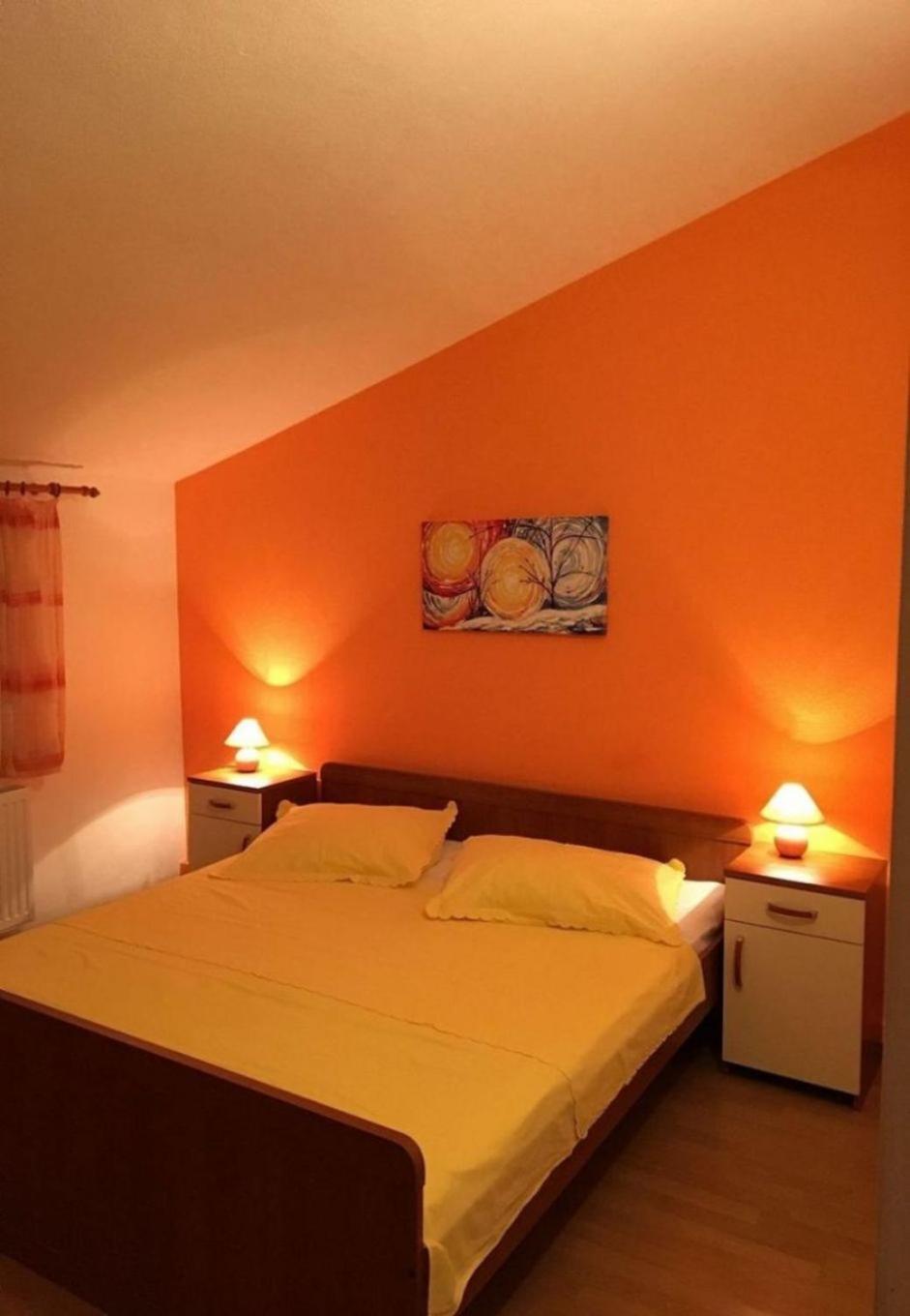 Apartments Antisa - With Playground Tucepi Luaran gambar